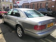Audi A8 QUATTRO 2