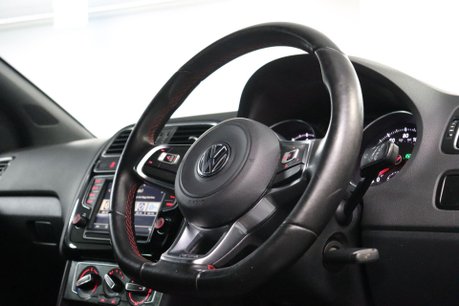 Volkswagen Polo GTI DSG 12