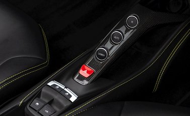 Ferrari 488 Spider 18