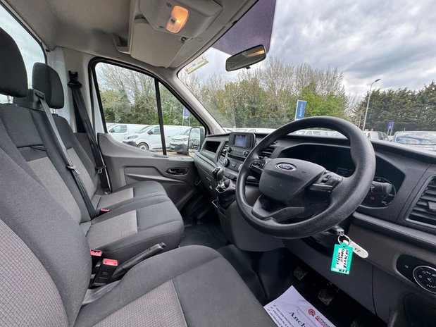 Ford Transit Tipper MWB L2 DRW Leader 350 EURO 6 SELECT 16