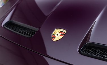 Porsche 911 GT3 TOURING (992.2) 38