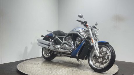 Harley-Davidson Street VROD VRSCR 2007 18K NEW MOT SERVICED RIDES WITHOUT FAULT 1130CC 2