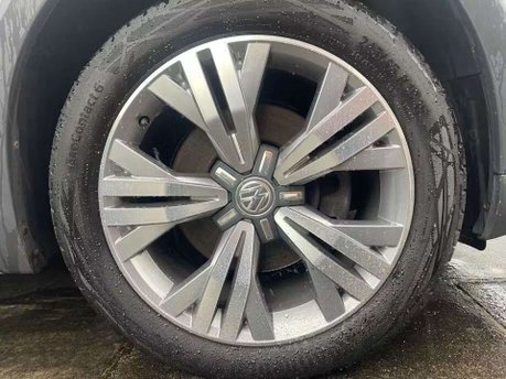 Volkswagen Passat 2.0 TDI Alltrack Estate 5dr Diesel DSG 4Motion Euro 6 (s/s) (190 ps) 8