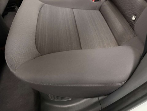 Hyundai IONIQ 1.6 IONIQ Premium FHEV Semi-Auto 5dr 43