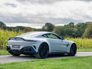 Aston Martin Vantage 4.0 Vantage V8 Auto 3dr 5