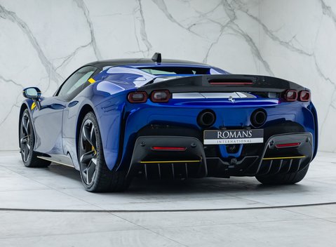 Ferrari SF90 ASSETTO FIORANO 12