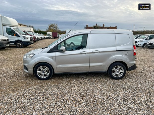 Ford Transit Courier SWB L1H1 Low Roof Limited Air Con Alloys Sensors E 1