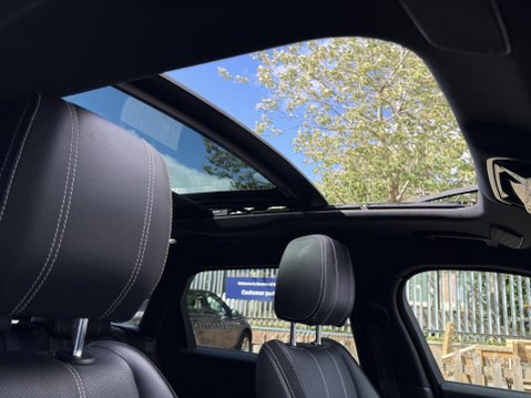 Land Rover Range Rover Velar 2.0 D200 MHEV Edition SUV 5dr Diesel Auto 4WD Euro 6 (s/s) (204 ps) 44