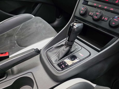 SEAT Leon 2.0 TSI Cupra 280 Hatchback 5dr Petrol DSG Euro 6 (s/s) (280 ps) 10