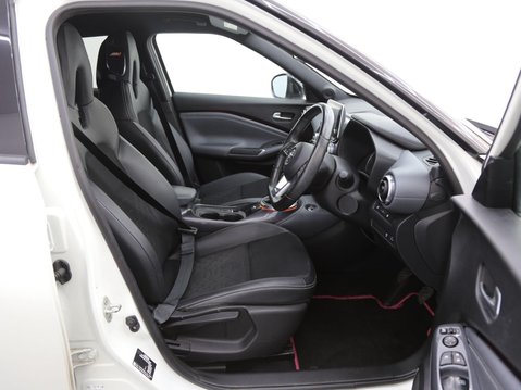 Nissan Juke 1.0 DIG-T Tekna Euro 6 (s/s) 5dr 21