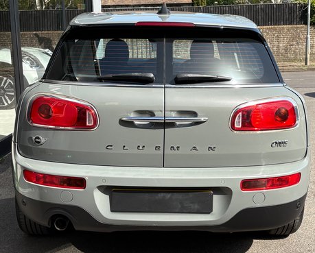 Mini Clubman One 1.5 manual 6 door - SAT NAV - MINI CONNECTED 4