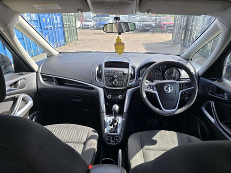 Vauxhall Zafira 1.4i Turbo Exclusiv MPV 5dr Petrol Auto Euro 6 (140 ps) 13