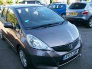 Honda Jazz I-VTEC ES 1