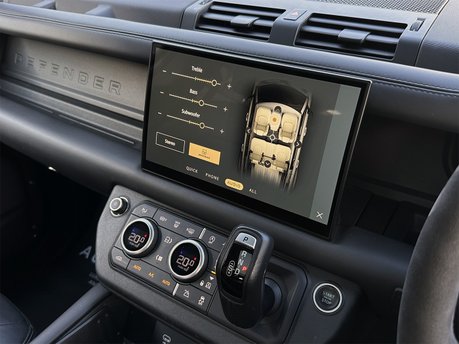 Land Rover Defender V8 75