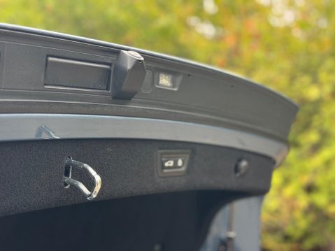 BMW 8 Series 3.0 840d Steptronic xDrive Euro 6 (s/s) 2dr 43