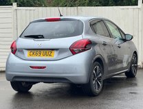 Peugeot 208 1.5 BlueHDi Tech Edition Hatchback 5dr Diesel Manual Euro 6 (s/s) (100 ps) 5