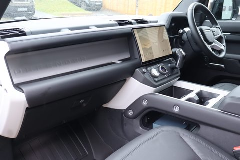 Land Rover Defender 110 2026 D350 HARD TOP X-DYNAMIC HSE PPF SEEKER STYLED WITH SEATS  20