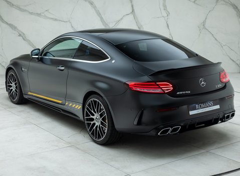 Mercedes-Benz C63 AMG S FINAL EDITION 12