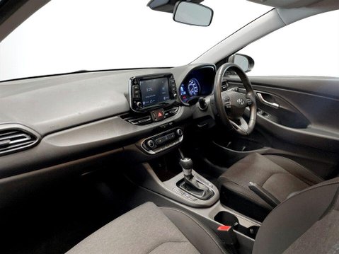 Hyundai i30 1.0 T-GDi MHEV SE Connect Hatchback 5dr Petrol Hybrid DCT Euro 6 (s/s) (120 15