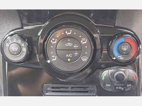 Ford Fiesta 1.5 TDCi Zetec Euro 5 5dr 35