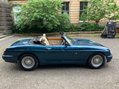 MG RV8 4.0 6