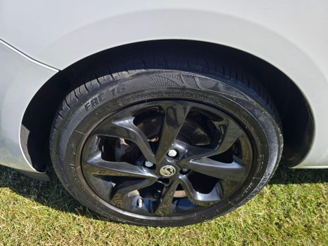Vauxhall Corsa 1.4i ecoTEC Griffin Euro 6 5dr 31