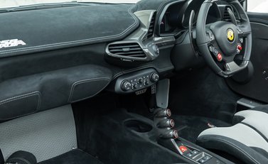 Ferrari 458 Speciale Aperta 21