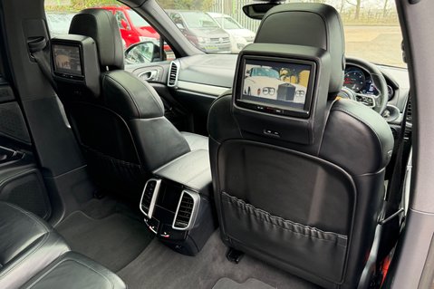 Porsche Cayenne D V6 TIPTRONIC S - REAR ENTERTAINMENT -PDLS -PAN ROOF -CAMERA -£17K EXTRAS 15
