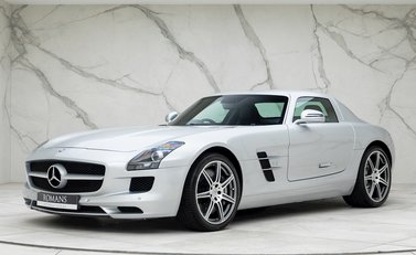 Mercedes-Benz SLS AMG 6