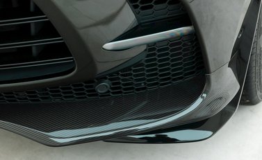 Aston Martin DBX 707 26