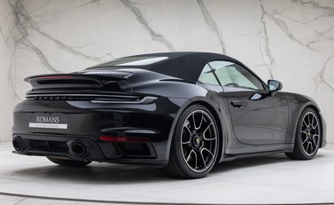 Porsche 911 Turbo S Cabriolet (992) 9