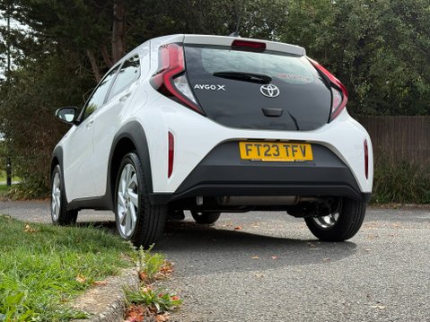 Toyota Aygo X VVT-I PURE 17