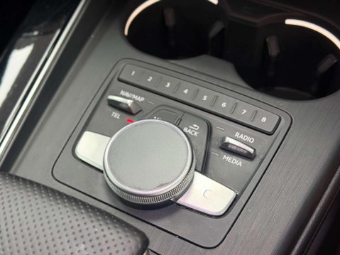 Audi A5 2.0 TDI S line Coupe 2dr Diesel S Tronic quattro Euro 6 (s/s) (190 ps) 44