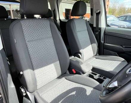 Ford Tourneo Connect 2.0 Tourneo Connect Titanium EcoBlue A 5dr 78