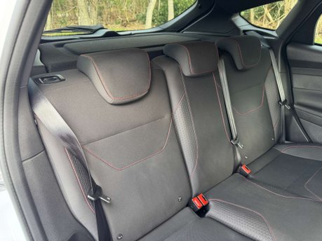 Ford Focus 1.0 Focus ST-Line 5dr 34