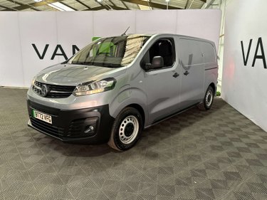 Vauxhall Vivaro Vivaro 3100 Dynamic 1