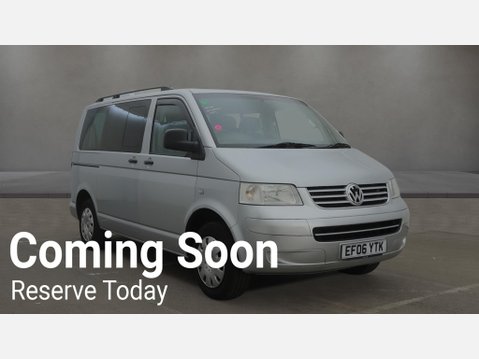 Volkswagen Transporter T30 SWB SHUTTLE SE TDI 1