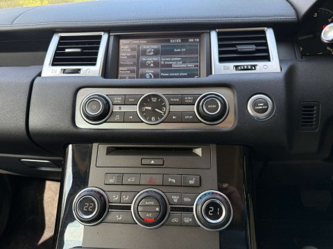 Land Rover Range Rover Sport 3.0 Range Rover Sport HSE SDV6 Auto 4WD 5dr 20