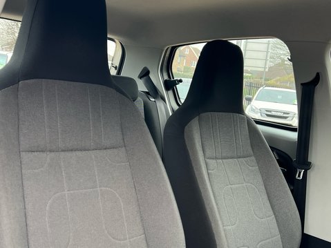 Volkswagen Up MOVE UP BLUEMOTION TECHNOLOGY 32