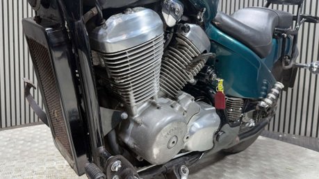 Honda VT SHADOW 600 2001 34K GOOD RUNNING CRUISER PROJECT BIKE 600CC 20