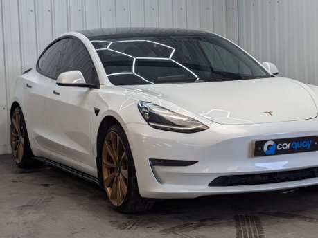 Tesla Model 3 Model 3 Performance AWD 4WD 4dr 18