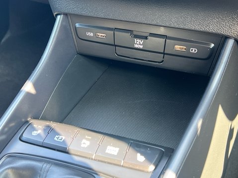 Hyundai i20 T-GDI PREMIUM MHEV 35