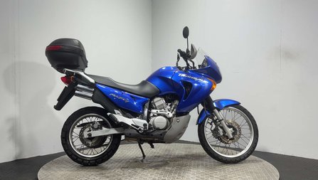 Honda XL 2002 ONLY 11K RUNNING PROJECT ADVENTURE BIKE 650CC CLASSIC