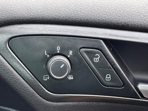 Volkswagen Golf 2.0 TDI GTD Euro 6 (s/s) 5dr 38