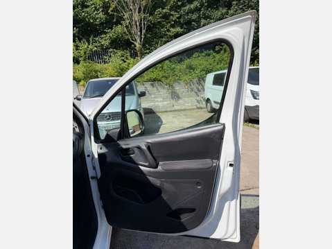 Citroen Berlingo 1.6 HDi 625 LX L1 5dr 28
