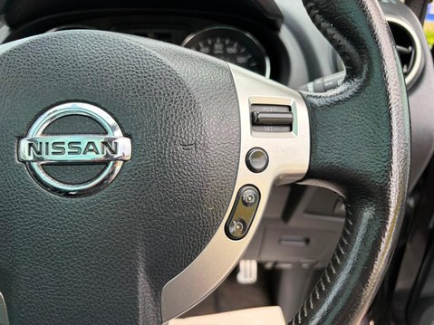 Nissan Qashqai 2.0 n-tec 2WD Euro 5 5dr 24
