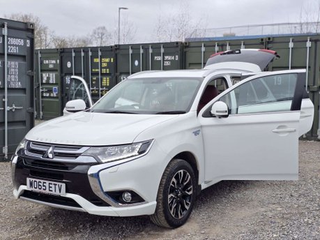 Mitsubishi Outlander 2.0h 12kWh GX5h SUV 5dr Petrol Plug-in Hybrid CVT 4WD Euro 6 (s/s) (200 ps) 8