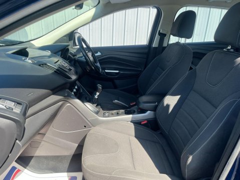 Ford Kuga 2.0 TDCi Zetec AWD Euro 6 (s/s) 5dr 33