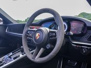 Porsche 911 TURBO S PDK 12