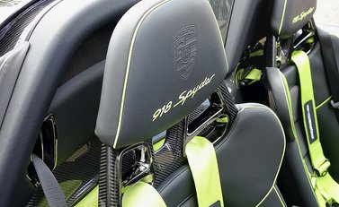 Porsche 918 Spyder 27